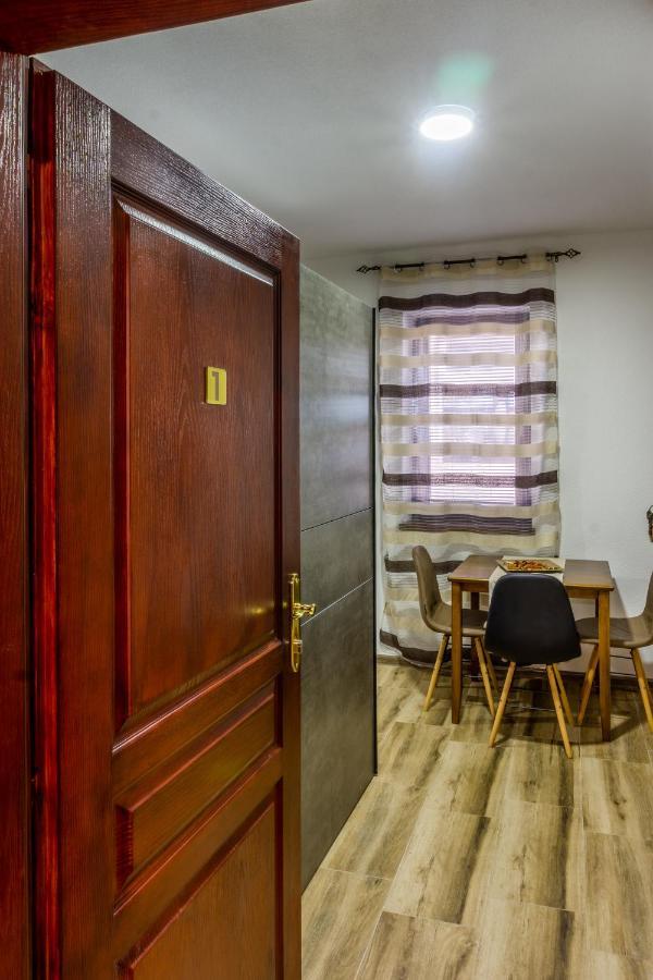 Clarina All Seasons Rooms & Apartments Kruševo エクステリア 写真