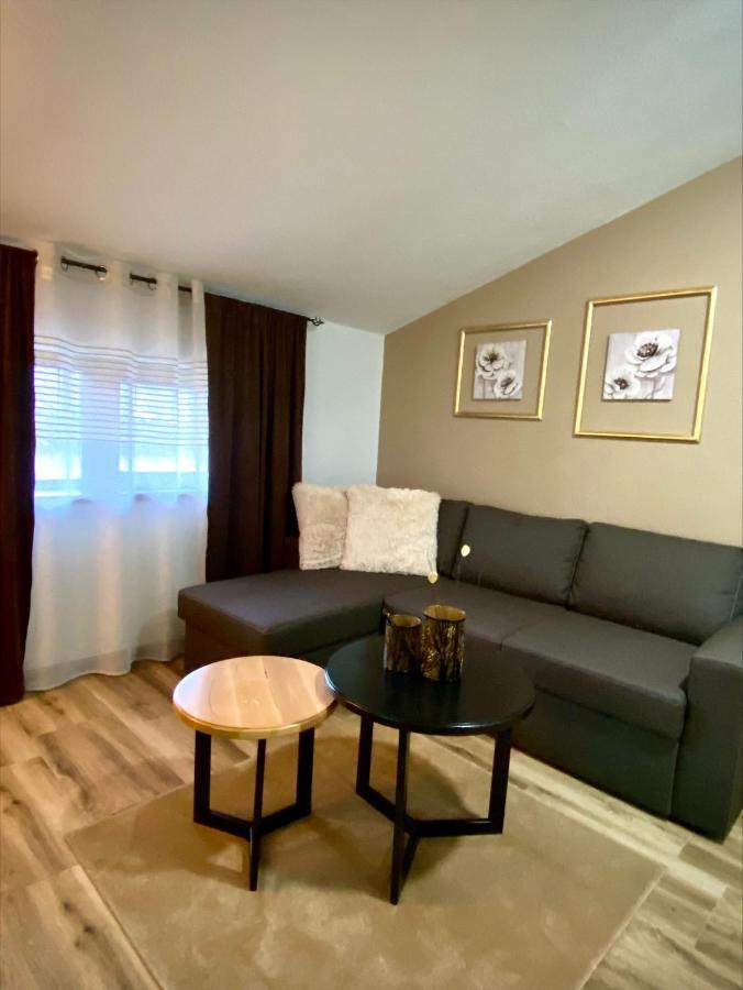 Clarina All Seasons Rooms & Apartments Kruševo エクステリア 写真