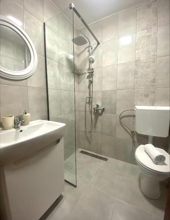 Clarina All Seasons Rooms & Apartments Kruševo エクステリア 写真